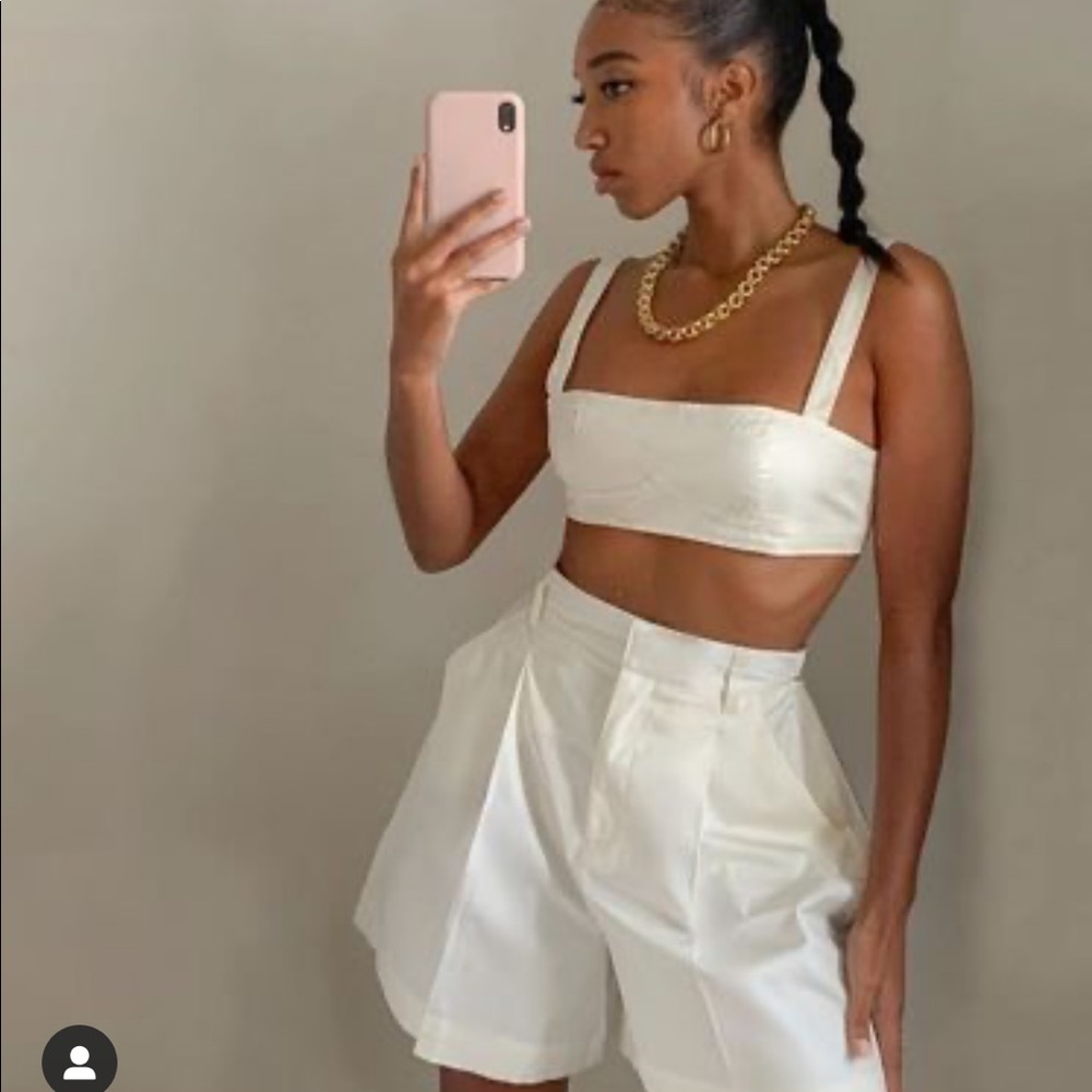 - Danielle Bernstein shorts high waisted in white